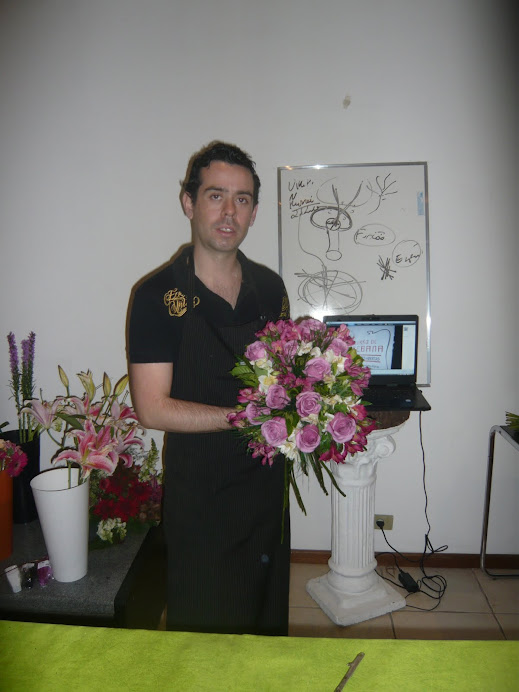 CURSO DE ARTE FLORAL E IKEBANA