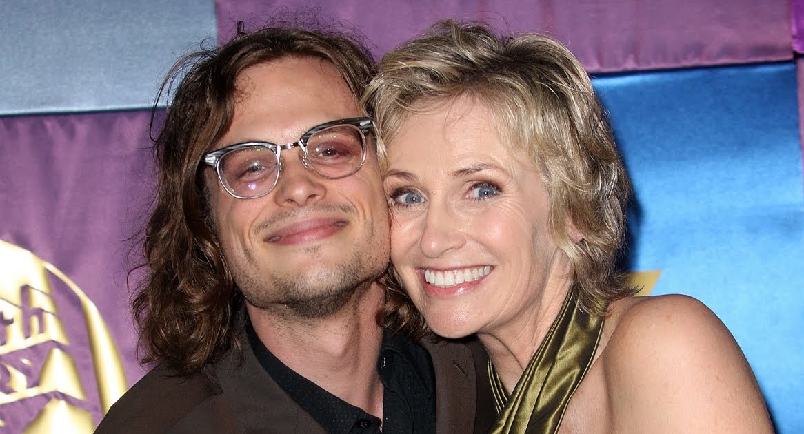 Criminal Minds Round Table: Jane Lynch to tie the knot in May