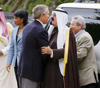 Should a POTUS bow to a foreign leader? Bush+and+Saudi+Prince+Abdullah2