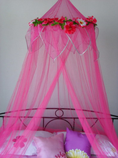 Hanging Mosquito Net With Pulling Up System For Double Bed Hanging Mosquito Net With Pulling Up System For Double Bed