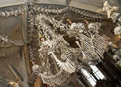[bone_chruch_03.jpg]