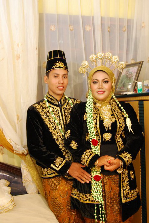 Javanese Traditional Costume