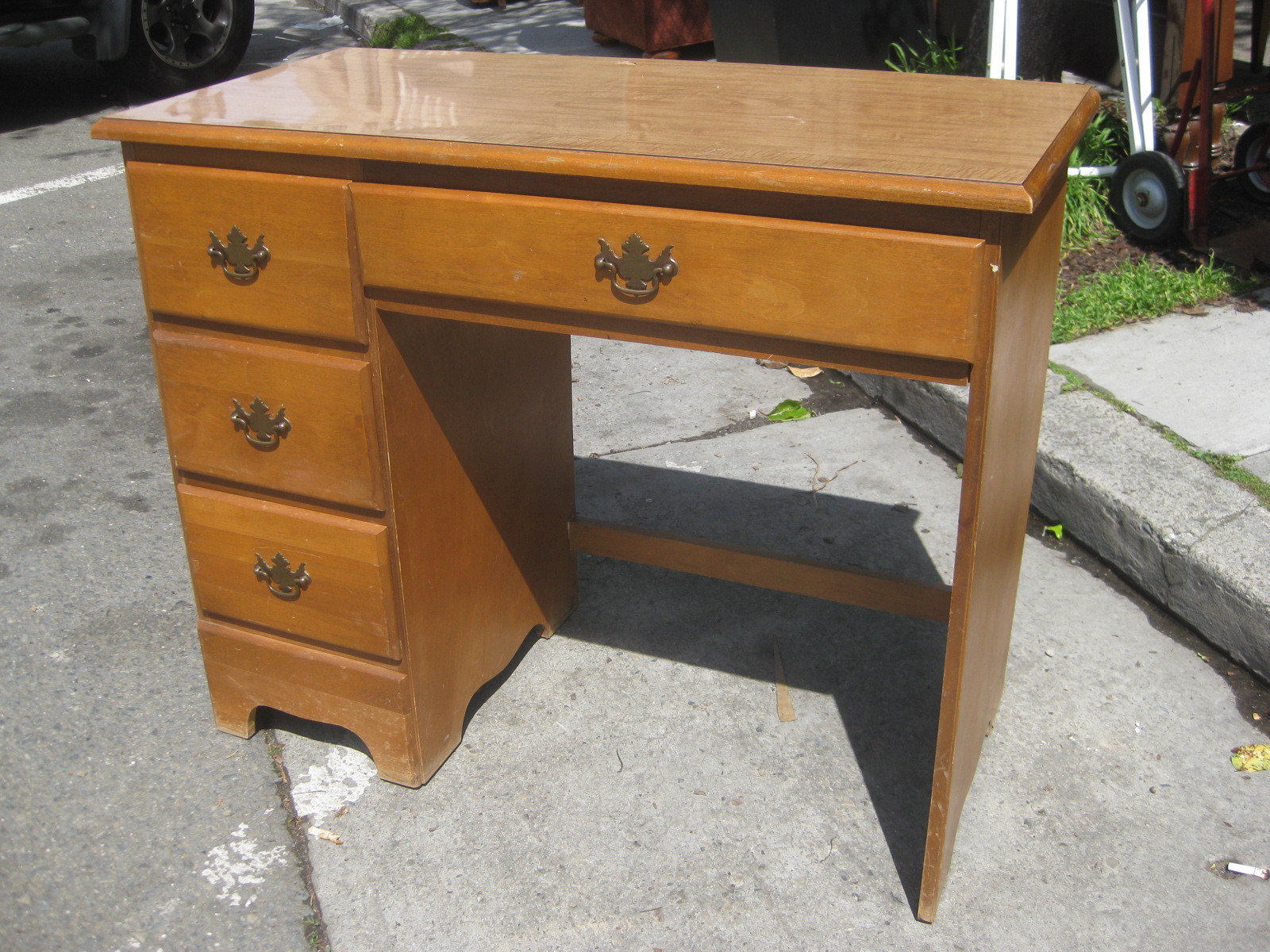 Uhuru Furniture Collectibles Sold Small Maple Desk 40