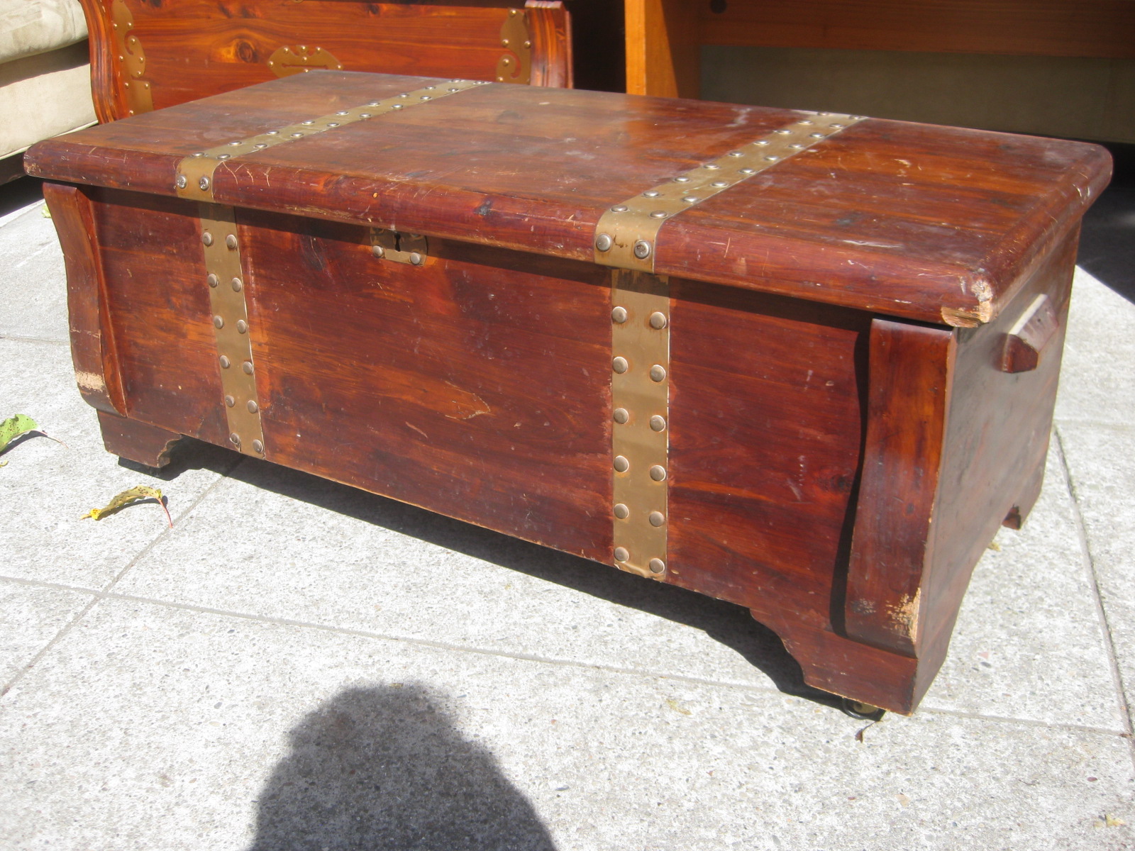 UHURU FURNITURE & COLLECTIBLES SOLD Large Cedar Chest 95
