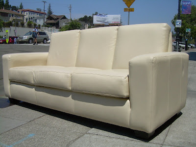 Uhuru Furniture Collectibles Sold Leather Factory Sofa 675