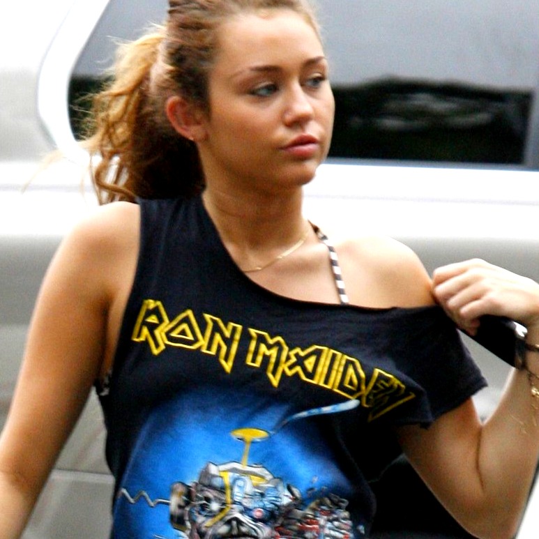 miley-cyrus-iron-maiden-shirt-gym-03.jpg