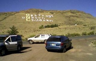 [Protest+Sign+Lookout+Mountain.bmp]