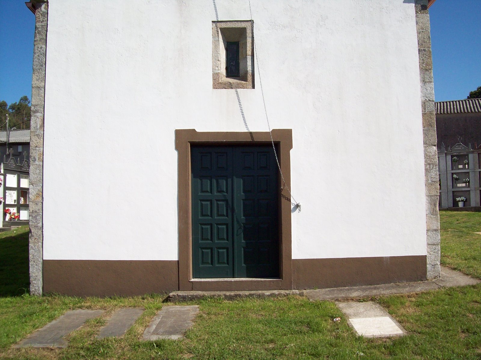 [iglesia+castañeda+3.JPG]