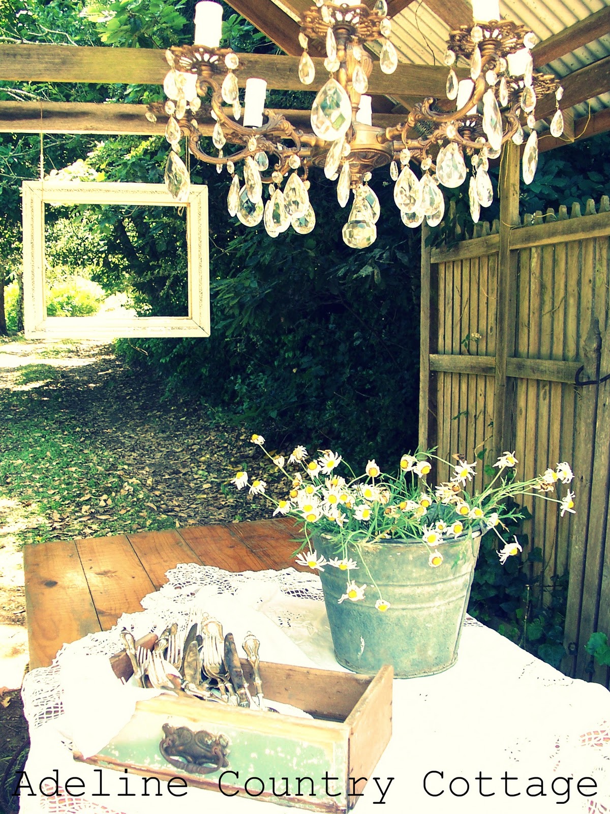 Adeline Country Cottage Adeline Country Cottage goes to Time Worn