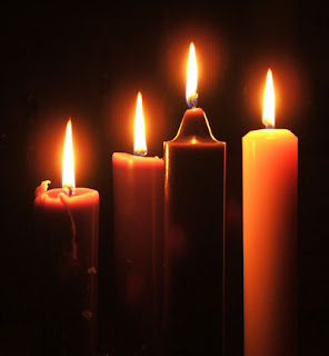 http://2.bp.blogspot.com/_i2JQFyCNA9A/TQ1ZKfAQvyI/AAAAAAAAAzU/utW4Qa5nP40/s1600/advent4.jpg