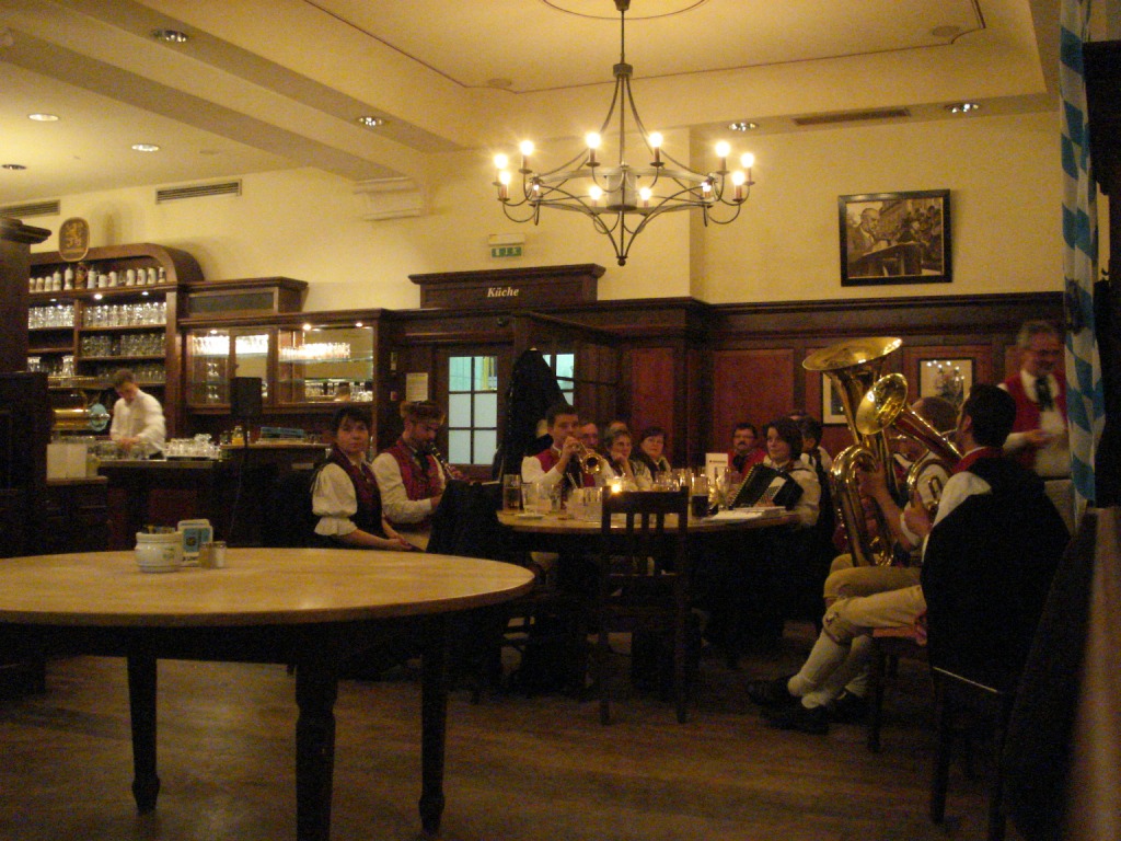 [Dinner+Entertainment.jpg]