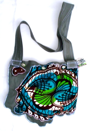 [bag_seashels.JPG]