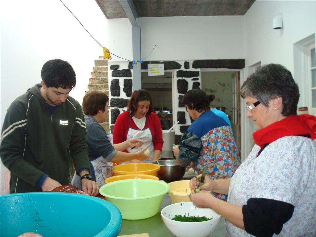 [DSC09057+(Large).JPG]