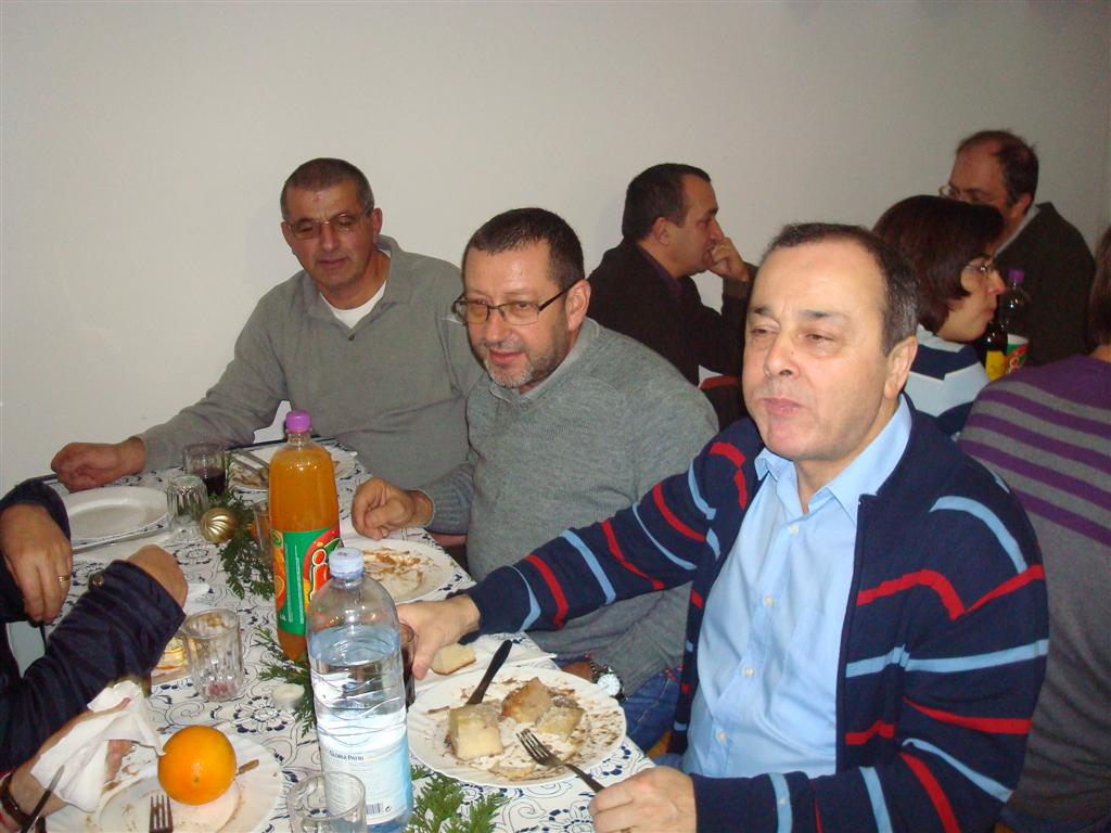 [DSC09157+(Large).JPG]