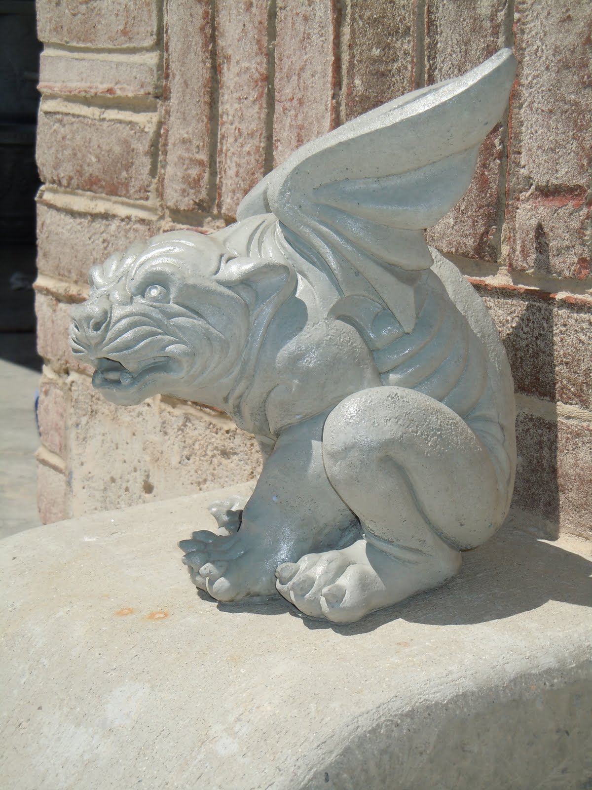 concrete yard decor Gargoyle