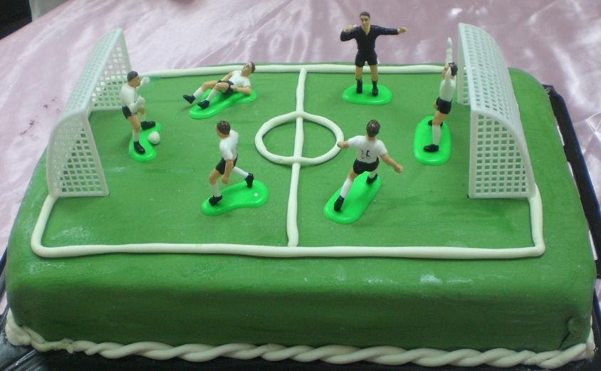 YEMEK SINIFI Futbol Sahası Pasta