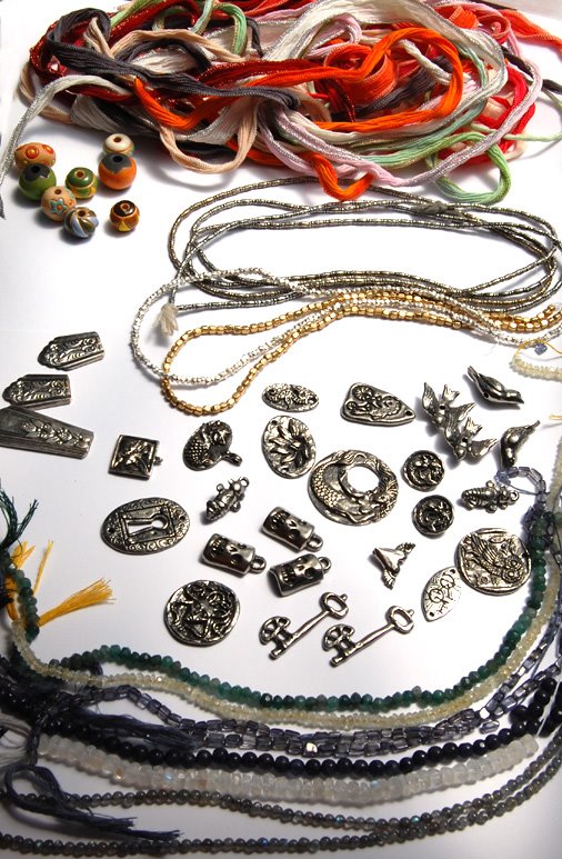 [BeadLoot.JPG]