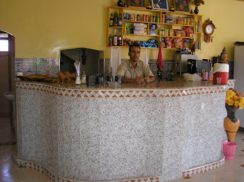 Hmad Gérant du Café