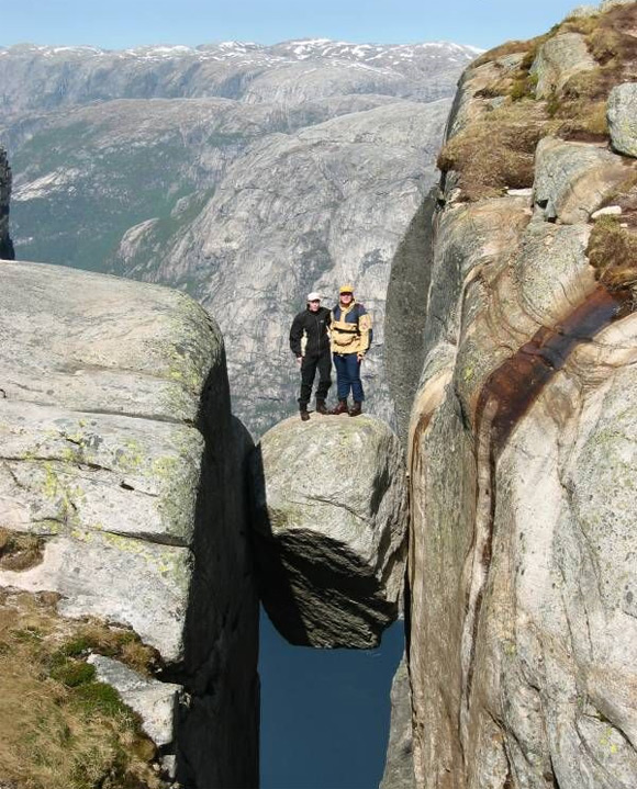 Images Collection: Preikestolen (Pulpit Rock)
