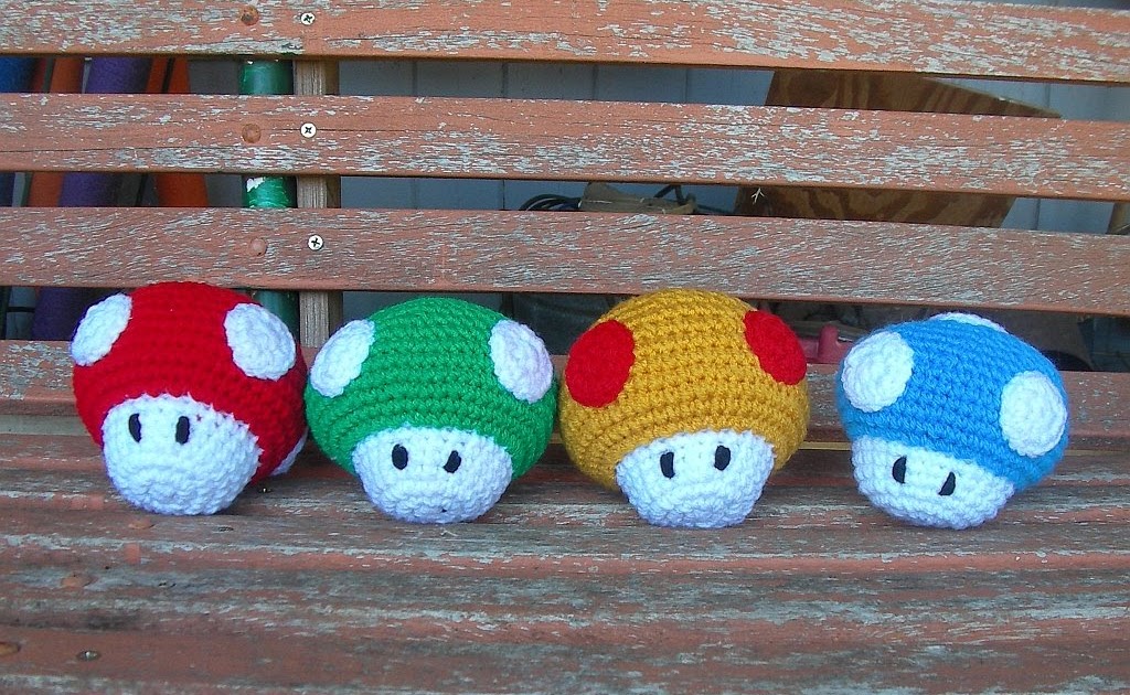 Blog de Goanna: Patron de Setas de Mario Bross en Amigurumi