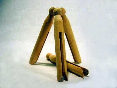 The clothes pins have what