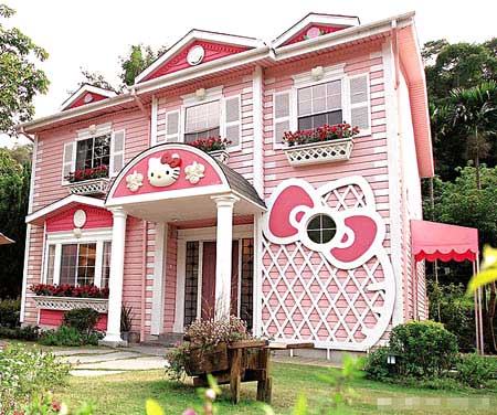 hello kitty wedding cake