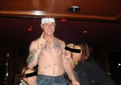 Entertainment Buzz: Josh Hamilt...