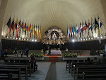 Altar Mayor e Imágen de la Virgen del Carmen