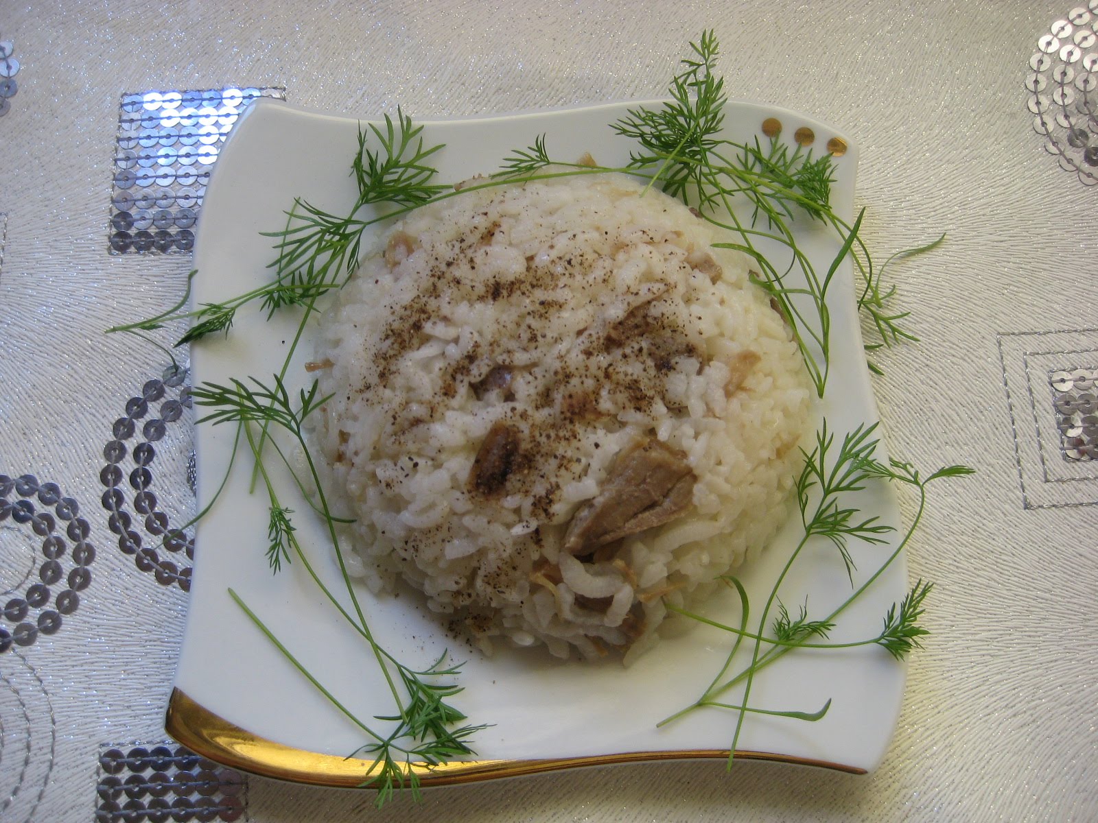 En İyi Yemek Tarifleri SitesiYemek Vakti ETLİ PİLAV