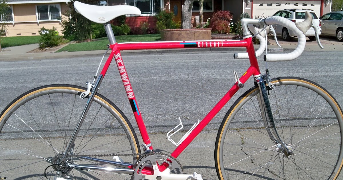 schwinn circuit bicycle