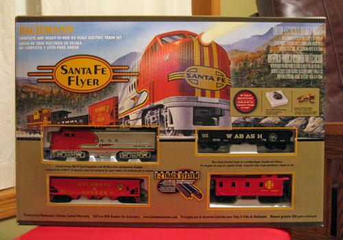Sante Fe Flyer Train Set by Bachmann Trains - Holiday Product Review