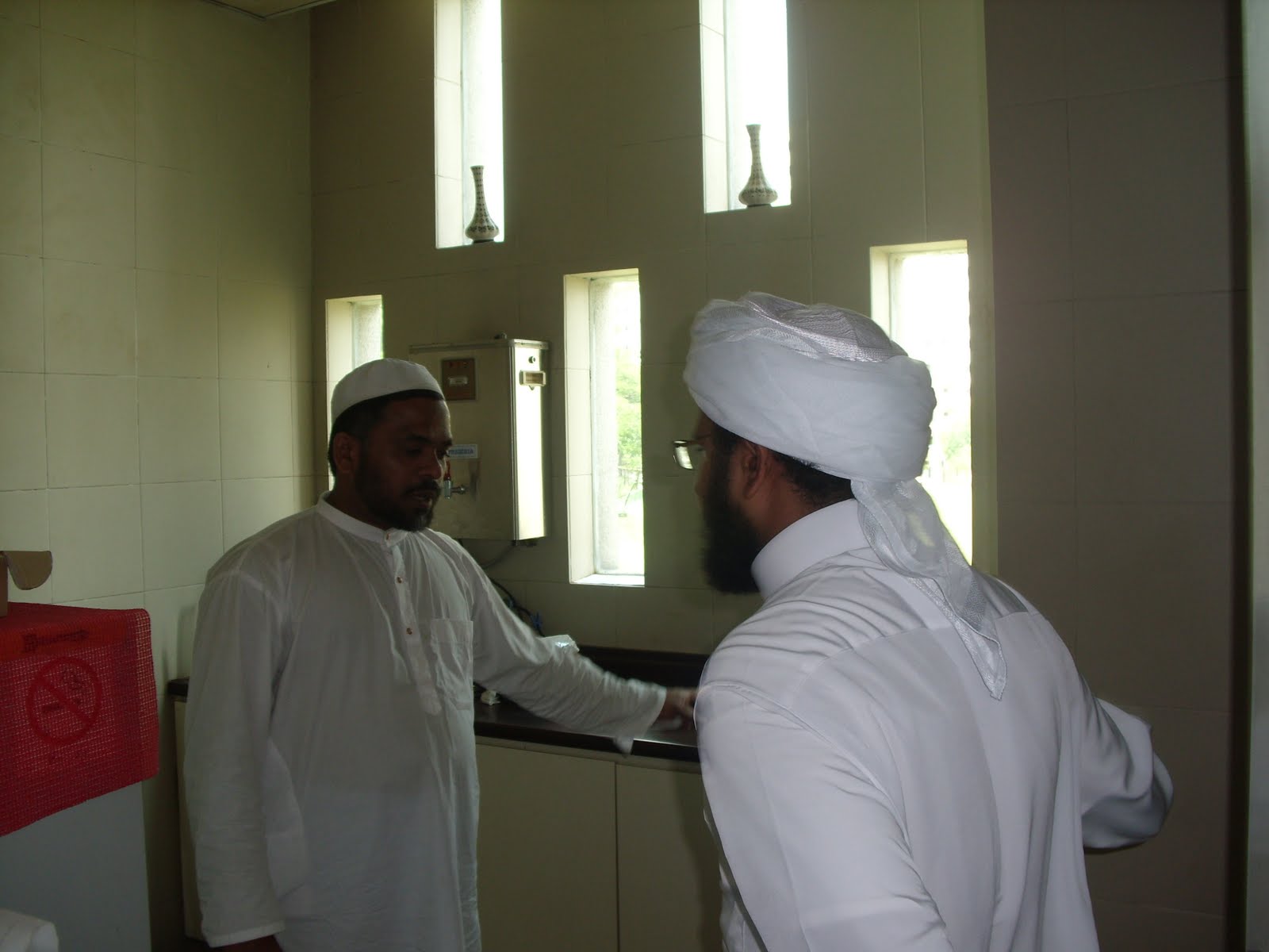 [DSCI0106.JPG]
