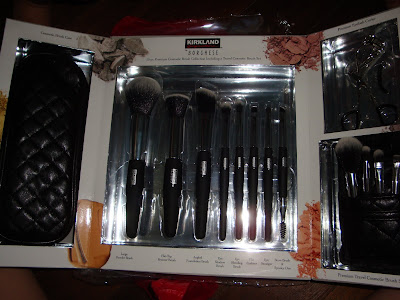 borghese hydro minerali natural finish. by Borghese Brush set and