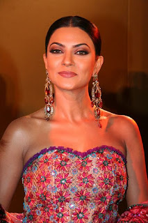 Afford me, marry me - says Sushmita Sen