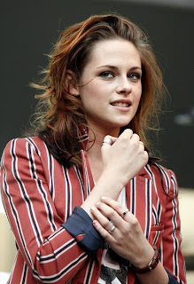 Kristen Stewart voted Best Young Actress