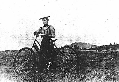 portrait of Ethel Starr Mack, lady cyclist in Benton County Oregon 1897