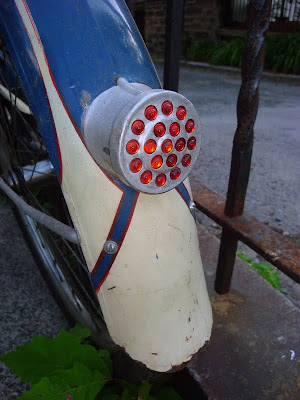 glass bead reflector on a bike