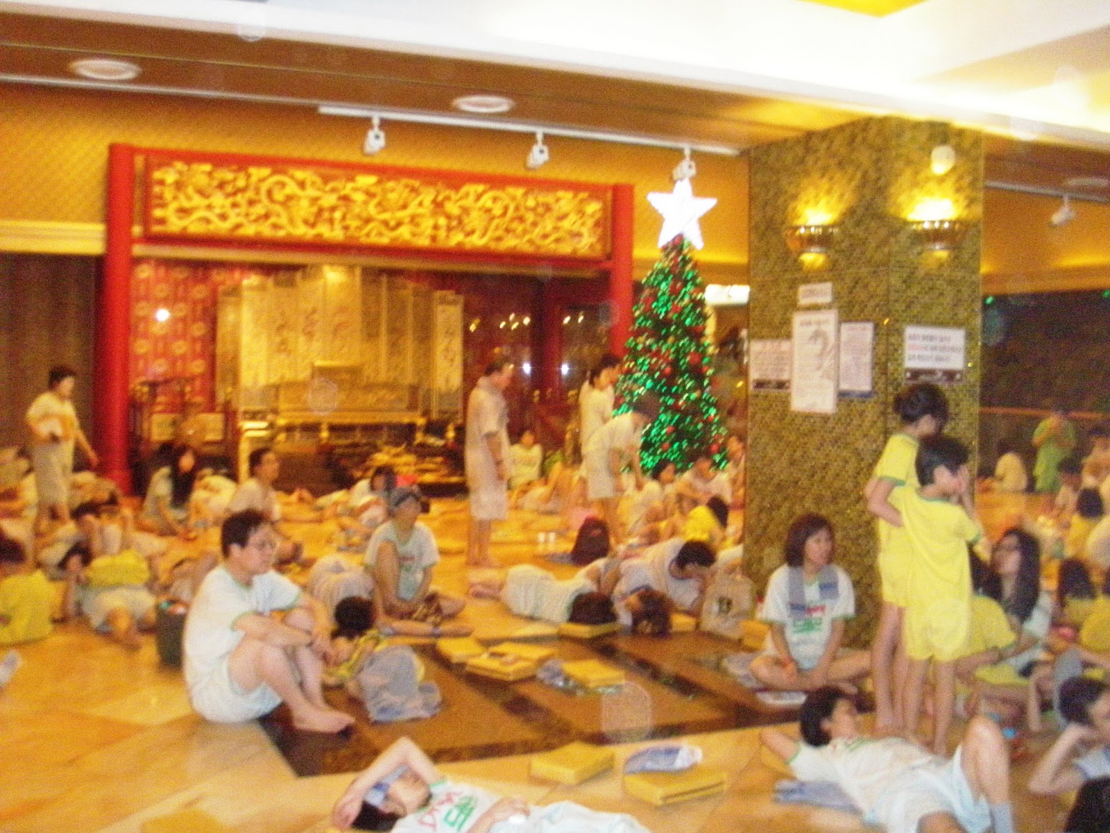 Experiencing Dragon Hill Spa, Korea's most famous jjimjilbang Gone