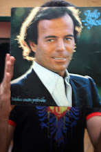 Julio Iglesias...