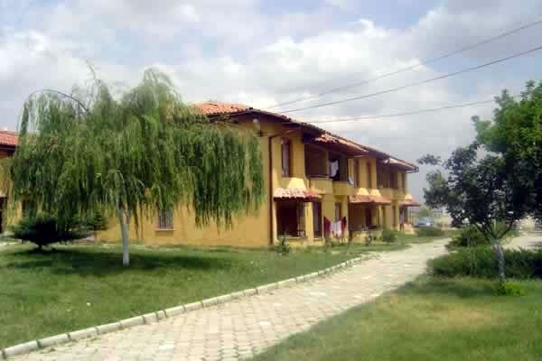 Afyonkarahisar Bolvadin Heybeli Kaplıcası 400 Villalar
