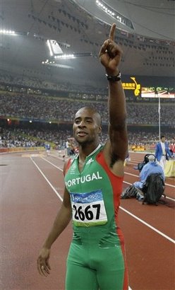 [capt_5f149708f3944faf8d70cd286e0fa28e_beijing_olympics_athletics_mens_triple_jump_olyat502.jpg]