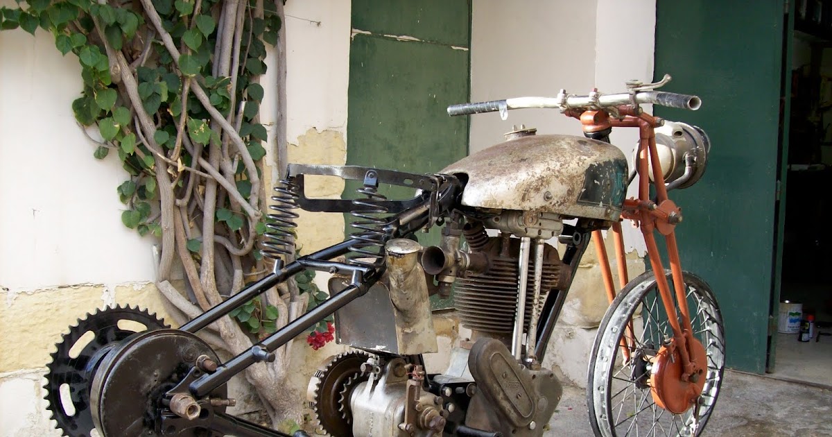 Vintage Norton Motorcycles 1931 Model 20 crankcases wanted