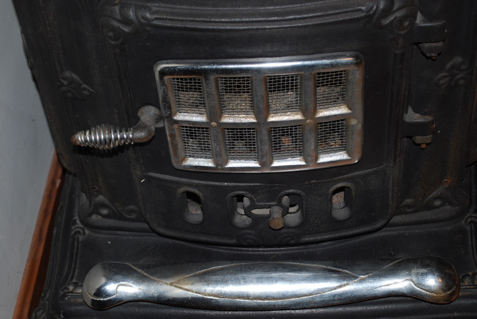 Persnickety Primitives Greatgrandma's Parlor Stove