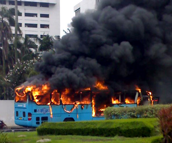 [busway-ke-bakar.jpg]
