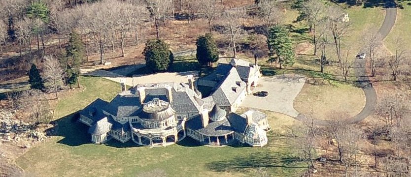 [ravinelakeroad2.bmp]