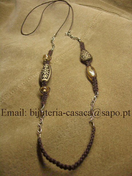 [Colar35.gif]
