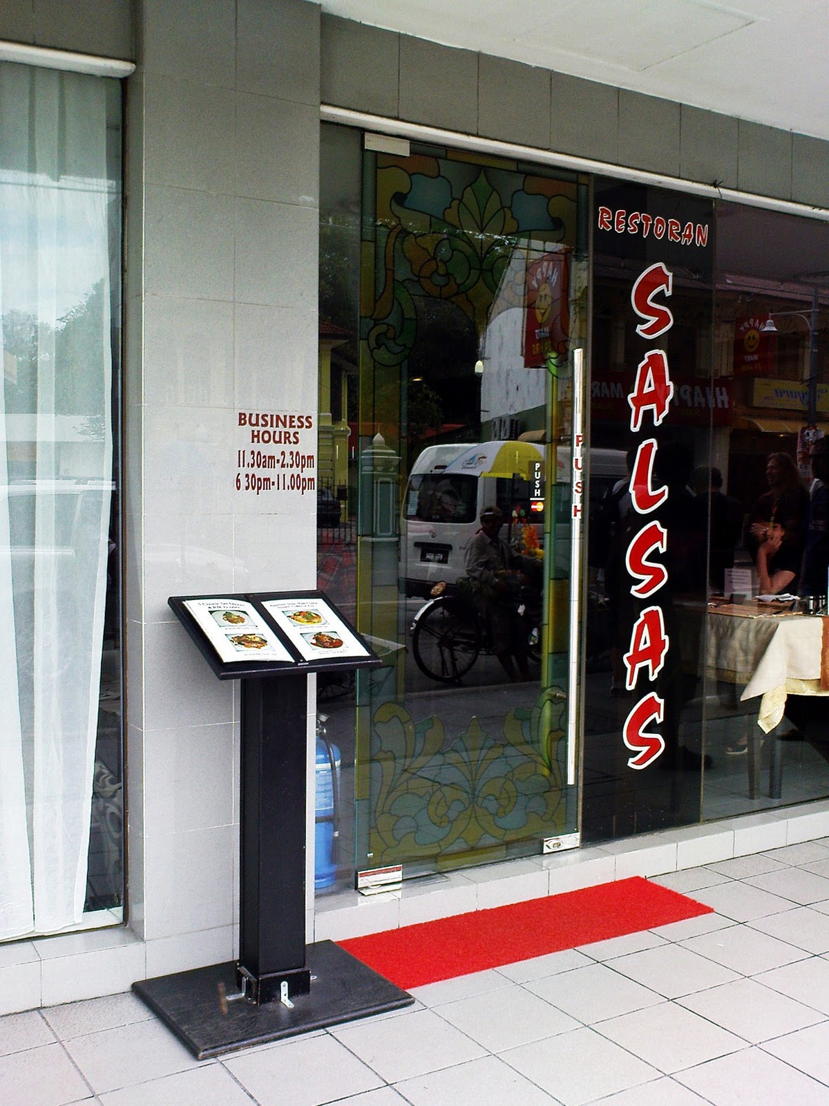 EAT OUT with SAM Salsas Restaurant Continental Hotel, Penang Road