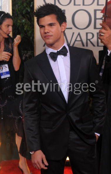 [Getty+Images+-+67th+Annual+Golden+Globe+Awards+-+Arrivals_1263777904837.png]