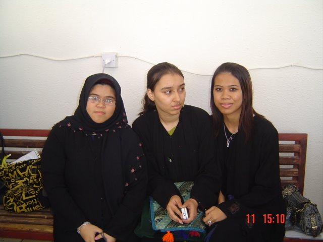 NADIA,AYESHA N ME AGAIN