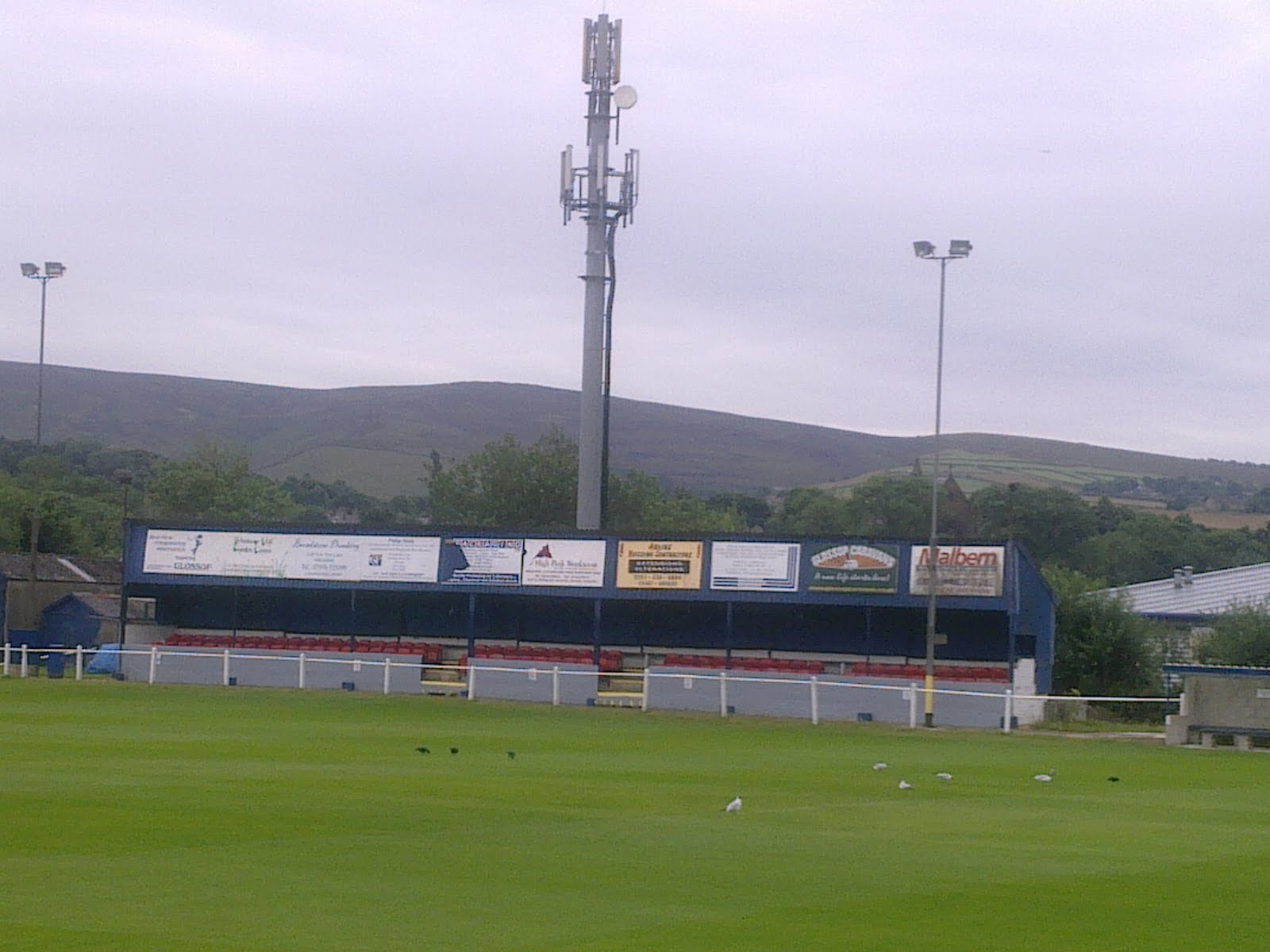 Hopping all over the World Glossop North End